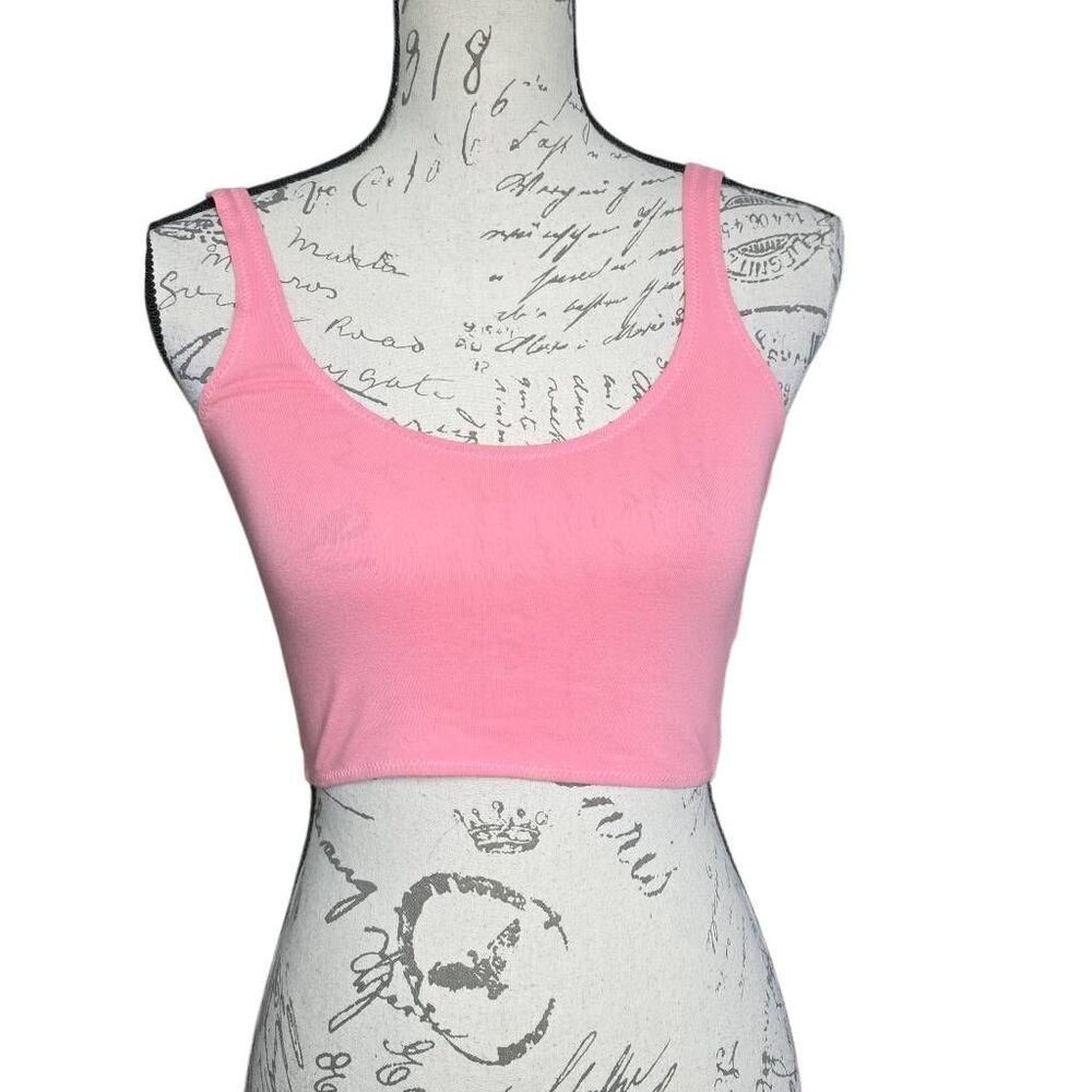 Topshop Women’s Size 2 Petite Pink Scoop Crop Top